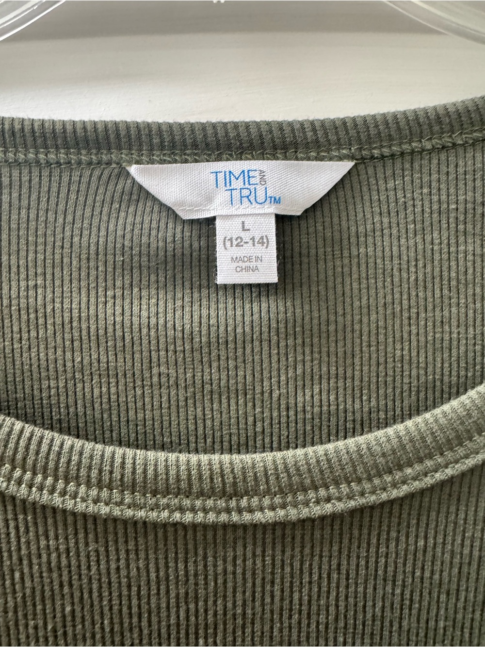 Time and Tru Olive Green Ribbed Puff Sleeve Top - Picture 2 of 3